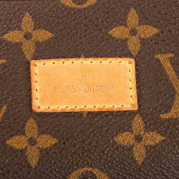 Louis Vuitton Saumur GM - Picture 10 of 11